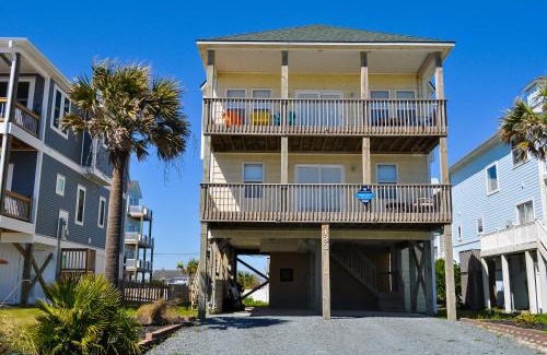North Topsail Beach Casa | Sandy By The Sea