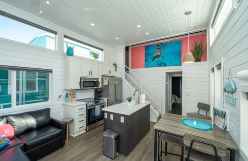 Parker Strip Casa | Sandy Cheeks, Deluxe Rive Views, Roadrunner Resort
