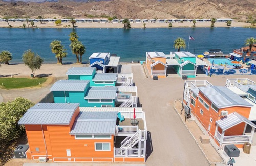 Parker Strip Casa | Sandy Cheeks, Deluxe Rive Views, Roadrunner Resort