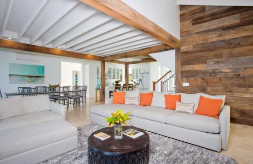 Governor's Harbour Casa | Sandy Hill Beach House home