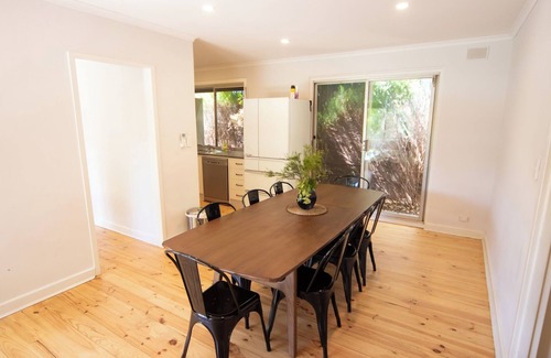 Seacliff Park Casa | Sandy Pool Shack: Saltwater Pool, Pets Welcome, Park & Beach - Stay 4 Nights, Pay Only 3 (June - August 2025)