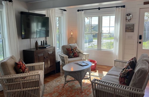 Town Landing Cabaña | Sandy Seaside Cottage