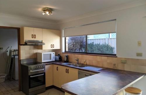Mollymook Casa | Sandy Shore Villa