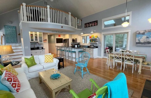 Union Pier Casa | Sandy Squirrel