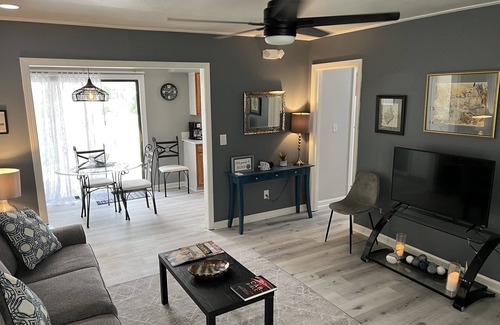 Ocean Springs Casa | Sandy Toes - near beach & downtown Ocean Springs! (golf cart district)