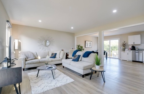 Sanford Casa | Sanford Family Home w/ Deck ~ 2 Mi to Downtown!