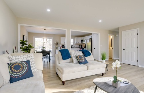 Sanford Casa | Sanford Family Home w/ Deck ~ 2 Mi to Downtown!