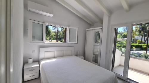 Sane Casa | Sani Villa Olyvia