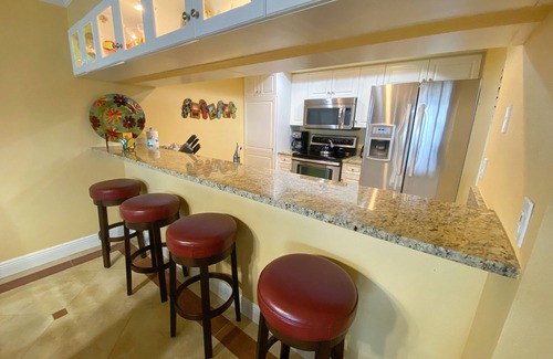 Punta Rassa Condominio | Hermosas vistas de la playa desde el balcón envolvente