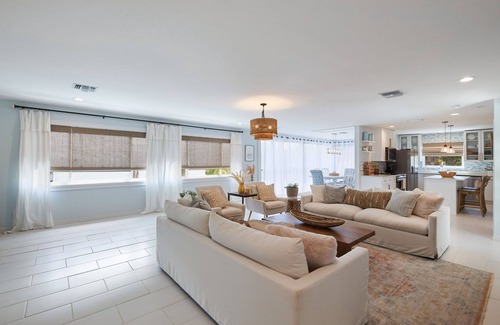 Belle Meade Casa | Sanibel Sunrise- Remodeled West End Home