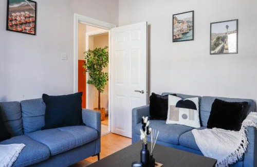 Splott Casa | Sanjo Suite by Koya Homes-2-Bed Home-Free Parking