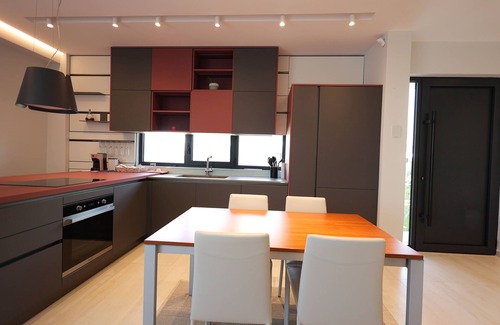 Ishem Complejo | Sanpietro Vacation Rentals