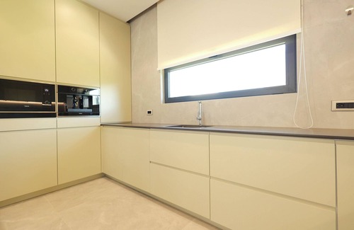 Ishem Complejo | Sanpietro Vacation Rentals
