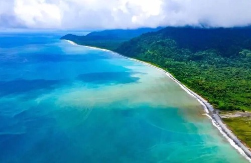 West Papua Cabaña | Sansapore Pacific Park Resort