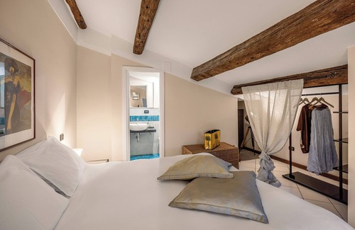 Monte di Pieta Cama Y Desayuno | Sant'Agostino B&B