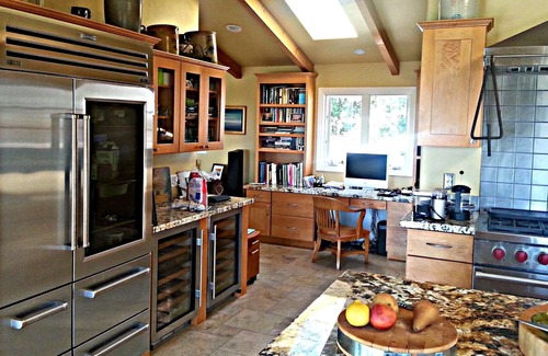 Goleta Casa | Santa Barbara Holiday Hill Ranch: Executive Home Sleeps 8