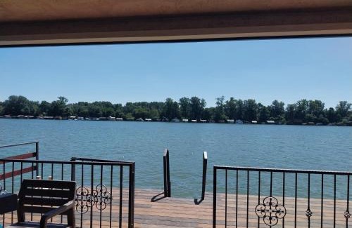 Novi Beograd Apartamento | Santa Barbara River
