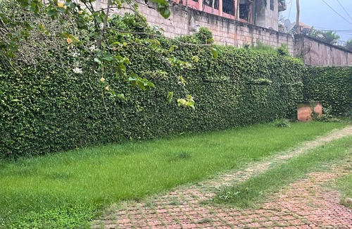 Yaounde Villa | Santa Barbara's Home