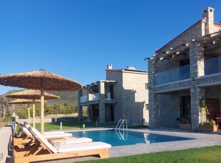 Gefira Mpania Apartamento | Santa Domenica Nafpaktos - Rooms and Apartments by the Sea