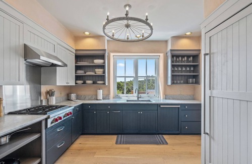 Tesuque Hills Casa | Santa Fe Santuario - Perfect Views, Kiva Fireplace