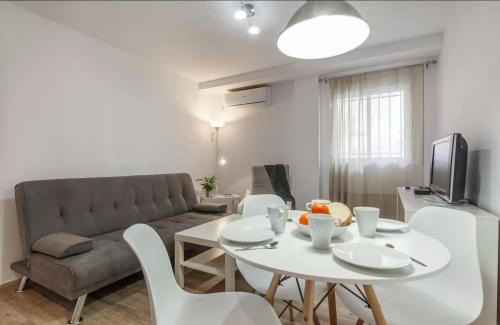 San Carlos-Tartessos Apartamento | Santa Justa modern Suites Sevilla