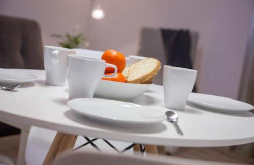 San Carlos-Tartessos Apartamento | Santa Justa modern Suites Sevilla