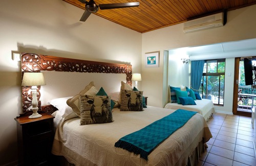 St. Lucia Cama Y Desayuno | Santa Lucia Guest House