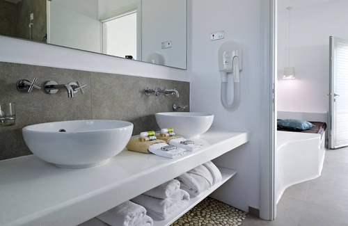 Adamas Hotel | Santa Maria Luxury Suites & Spa