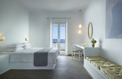 Adamas Hotel | Santa Maria Luxury Suites & Spa