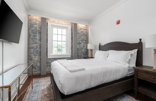 Santa Rosa Apartamento | Santa Rosa Stonehouse Private Wine Country Getaway