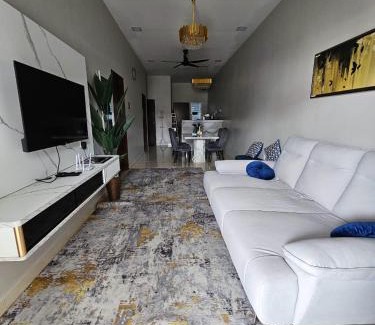 Si Rusa Casa | Santai Homestay PD