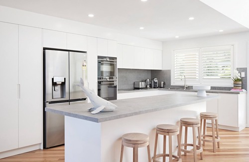 Forresters Beach Casa | Santai - Ocean Views, newly renovated, 12 guests