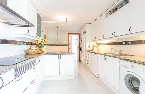 El Roc de Sant Gaieta Casa | Santiago (RDB100) by Interhome