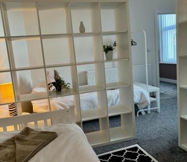 Southport Apartamento | Santiago Suite 3 - A Stylish Southport Apartment