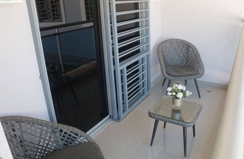 Santo Domingo Este Apartamento | Santo Domingo Este! Equipado completo con Aire,inversor,agua caliente.