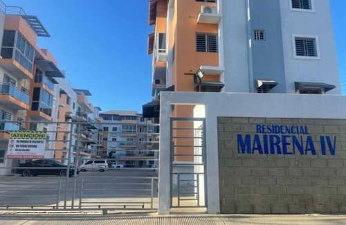 Santo Domingo Este Apartamento | Santo Domingo Este! Equipado completo con Aire,inversor,agua caliente.
