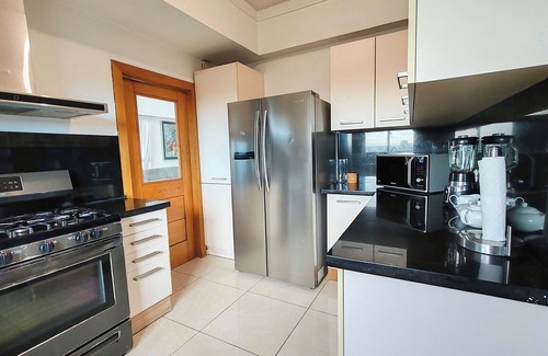 Evaristo Morales Apartamento | DR 4BR City Center Luxury Penthouse 1 + Free Bonus