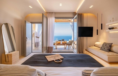 Oia Hotel | Santo Mine Oia Suites