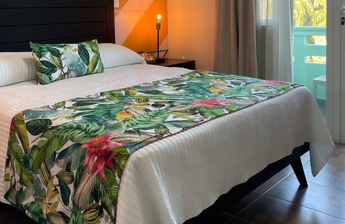 Gascue Hotel | Santo Paradiso Hotel