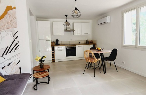 Lorgues Apartamento | Santoline, un Appartement T2 Climatisé, Tout Confort, au Coeur de la Provence
