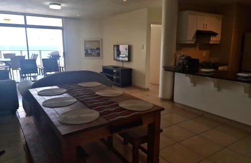 Margate Beach Apartamento | Santorini 106A