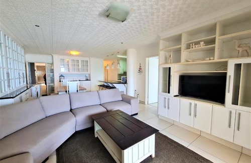 Margate Beach Apartamento | Santorini 203A