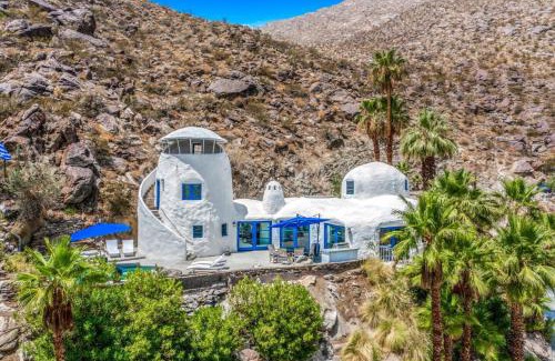 The Mesa Casa | Santorini House Panoramic Palm Springs Views