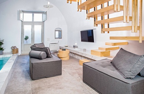 Pyrgos Villa | Santorini Soul Villas