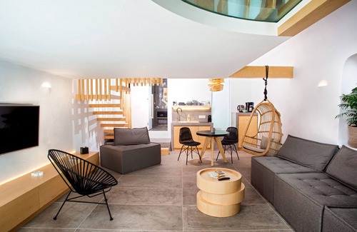 Pyrgos Villa | Santorini Soul Villas