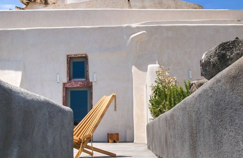 Vourvoulos Casa | Santorini Villas
