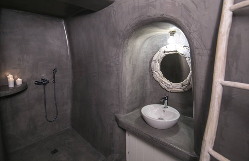 Vourvoulos Casa | Santorini Villas