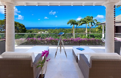 Paynes Bay Villa | Sandy Lane-Sanzaru in Saint James by Personal Villas - Impeccable Villa with Fiv
