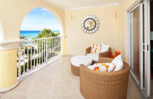 Dover Apartamento | Sapphire Beach Condos