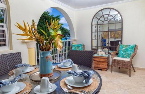 Dover Apartamento | Sapphire Beach Condos